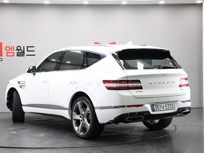 صورة 2 لـ 2023 Genesis GV80