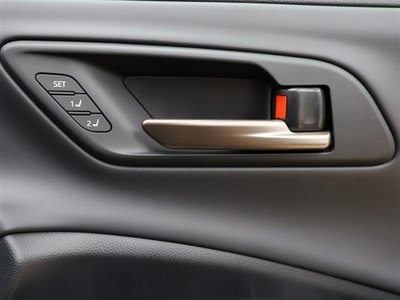 صورة مصغرة 25 لـ 2024 Toyota CROWN SPORT