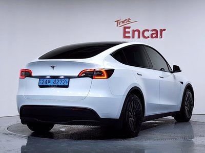 صورة 2 لـ 2024 Tesla MODEL Y
