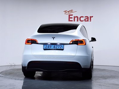 صورة 4 لـ 2024 Tesla MODEL Y