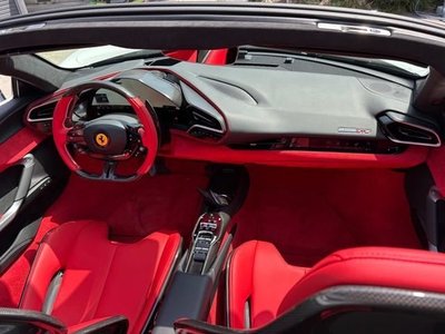2024 FERRARI 296 GTS — миниатюра 18