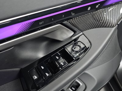 2025 BMW M5 缩略图 28