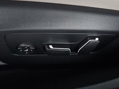 2025 BMW M5 缩略图 31