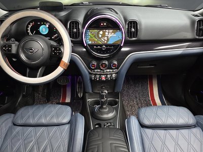 MINI COUNTRYMAN - 5