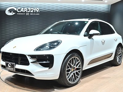 PORSCHE MACAN - 1