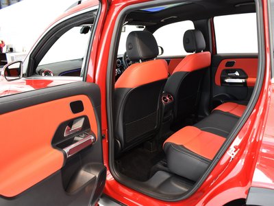 صورة مصغرة 36 لـ 2024 Mercedes-BENZ GLB AMG