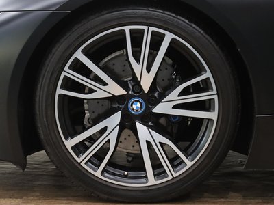2017 BMW I8 — фото 6