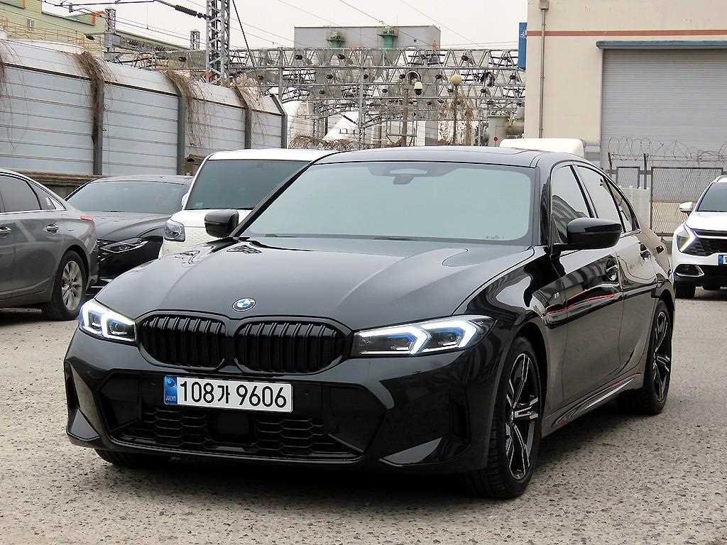 BMW 3 SERIES - View 1