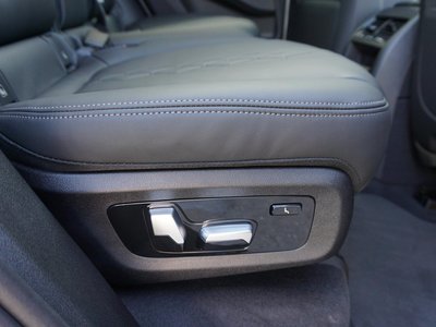 2024 BMW X5 缩略图 39