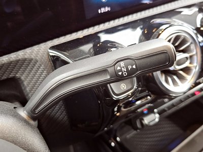 MERCEDES-BENZ A-CLASS - 9