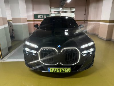 2025 BMW 7 SERIES 照片 1
