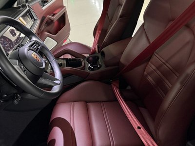 PORSCHE CAYENNE - 10