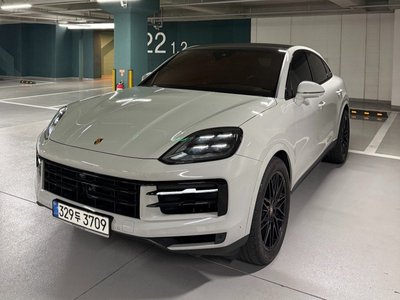 PORSCHE CAYENNE - 1