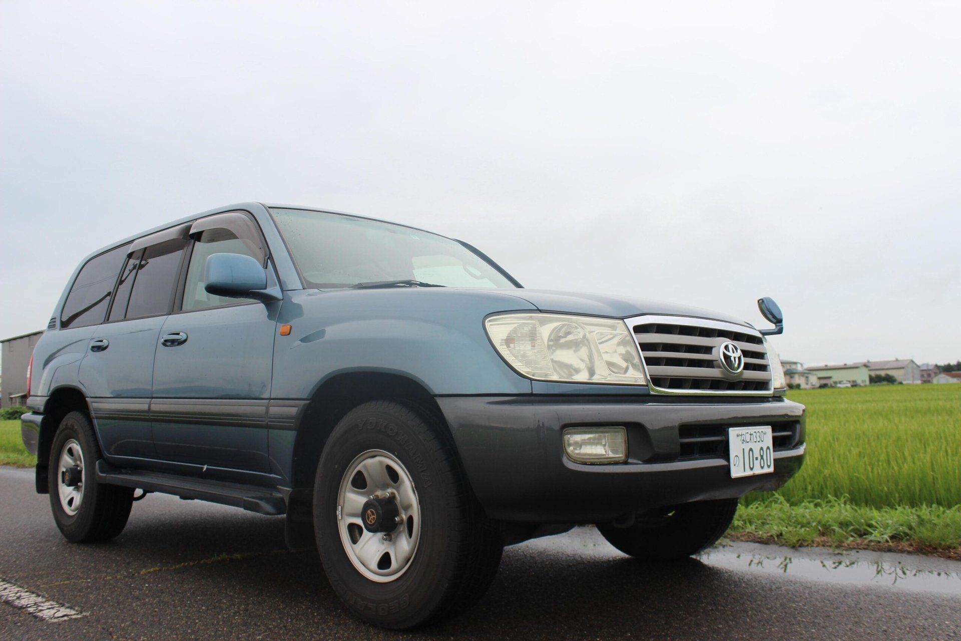 TOYOTA LAND CRUISER 100 - View 1