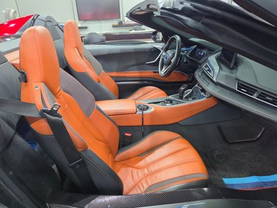 2019 BMW I8 thumbnail 19