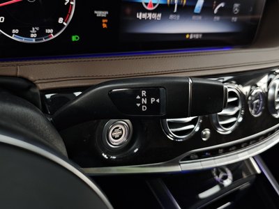 MERCEDES-BENZ S-CLASS - 9