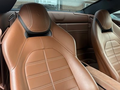 FERRARI CALIFORNIA T - 7