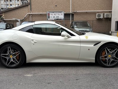 FERRARI CALIFORNIA T - 3