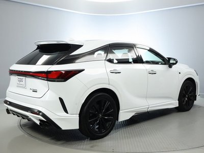 صورة 5 لـ 2023 Lexus RX