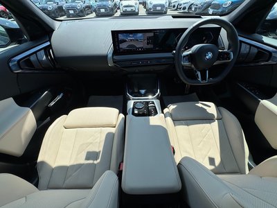 2025 BMW X3 photo 4