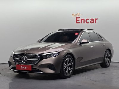 MERCEDES-BENZ E-CLASS - 1
