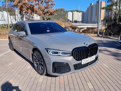BMW 7 SERIES