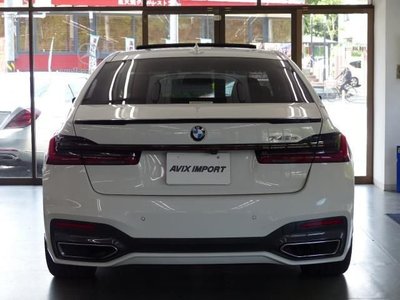 BMW 7 SERIES - 4