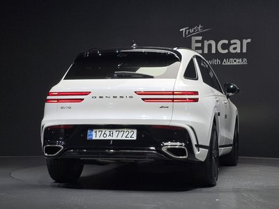 صورة 4 لـ 2024 Genesis GV70