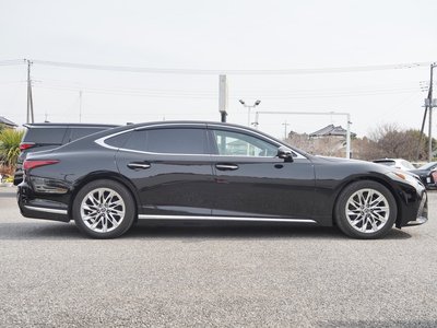 LEXUS LS - 9