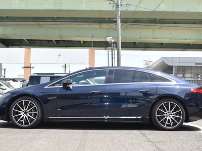 MERCEDES-BENZ EQS - 8