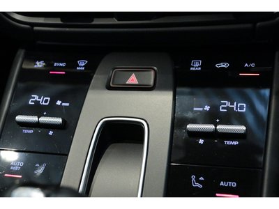 صورة مصغرة 39 لـ 2022 Porsche MACAN