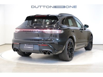 صورة 8 لـ 2022 Porsche MACAN