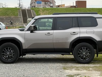 TOYOTA LAND CRUISER 250 - 3