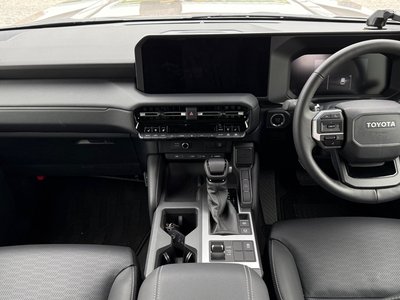 TOYOTA LAND CRUISER 250 - 5