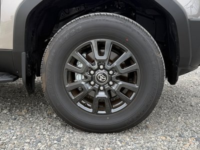 TOYOTA LAND CRUISER 250 - 8