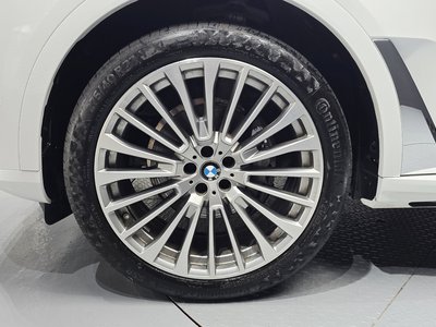 BMW X7 - 6