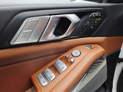 صورة مصغرة 14 لـ 2025 BMW X7