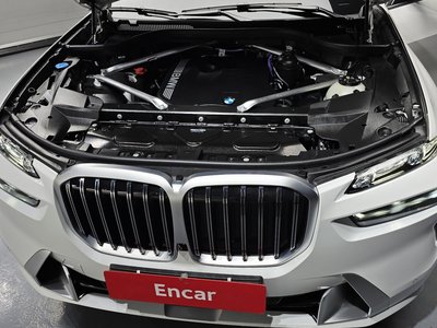 BMW X7 - 7