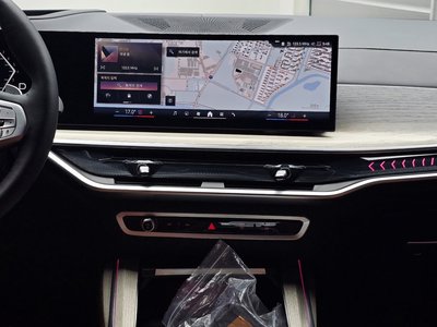 صورة مصغرة 19 لـ 2025 BMW X7