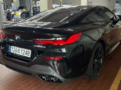 BMW 8 SERIES - 5