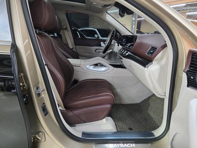 MERCEDES-BENZ GLS - 6