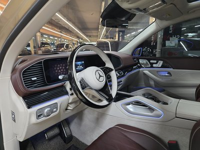 MERCEDES-BENZ GLS - 3