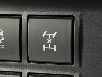 TOYOTA LAND CRUISER PRADO - 4