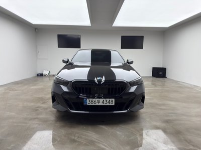 BMW 5 SERIES - 2