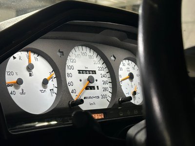 صورة مصغرة 32 لـ 1995 Mercedes-BENZ E-CLASS