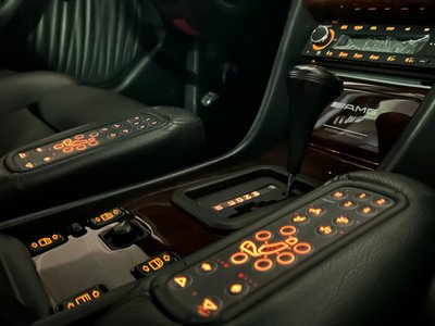 MERCEDES-BENZ E-CLASS - 3