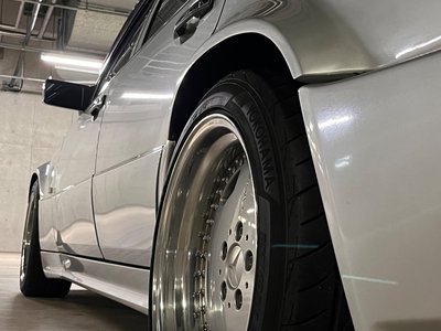 MERCEDES-BENZ E-CLASS - 5