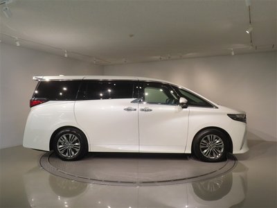 صورة 7 لـ 2024 Toyota ALPHARD