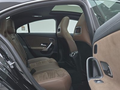 MERCEDES-BENZ CLA - 10