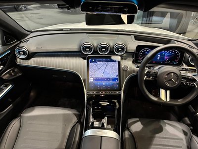2025 MERCEDES-BENZ C-CLASS 缩略图 16